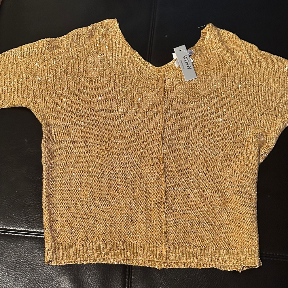 WD.NY Gold V-Neck Sweater